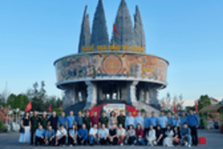 Về nguồn nơi địa đầu Tổ quốc