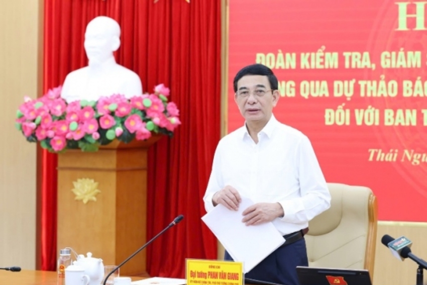 Thông qua dự thảo báo cáo kết quả kiểm tra, giám sát (đợt 3) đối với Ban Thường vụ Tỉnh ủy Thái Nguyên