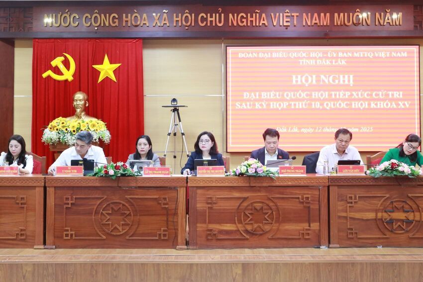 Đoàn đại biểu Quốc hội tỉnh Đắk Lắk tiếp xúc cử tri sau Kỳ họp thứ 10, Quốc hội khóa XV