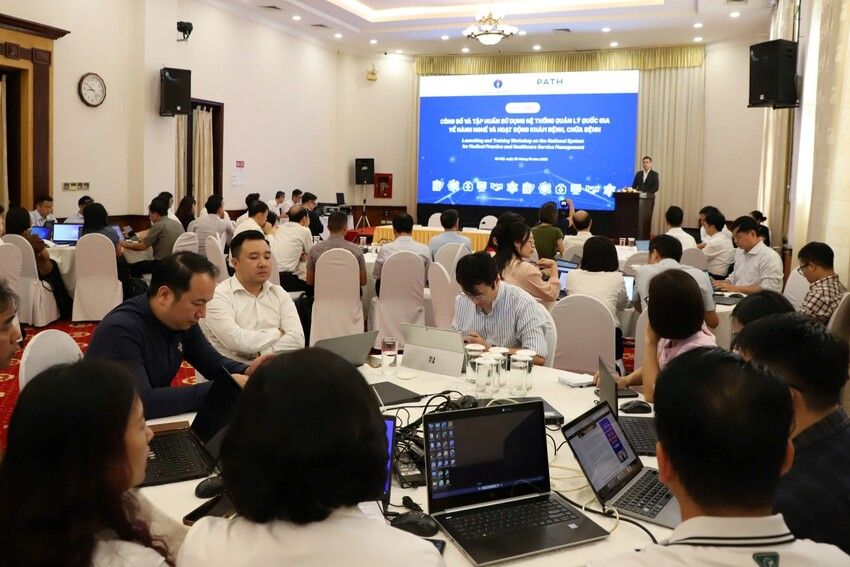 Không có cơ sở dữ liệu sẽ mất rất nhiều thời gian để giám sát hoạt động khám chữa bệnh