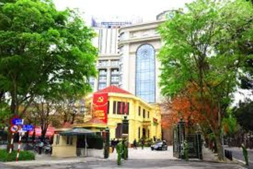 Đảm bảo chuẩn bị đầy đủ các nội dung trình tại kỳ họp cuối năm của HĐND Thành phố