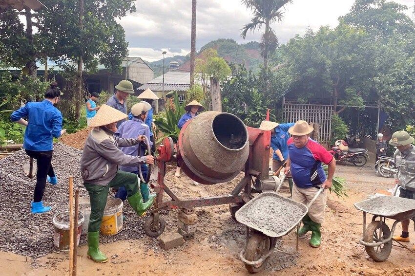 MTTQ xã Chấn Thịnh phát huy sức mạnh khối đại đoàn kết tham gia xây dựng nông thôn mới