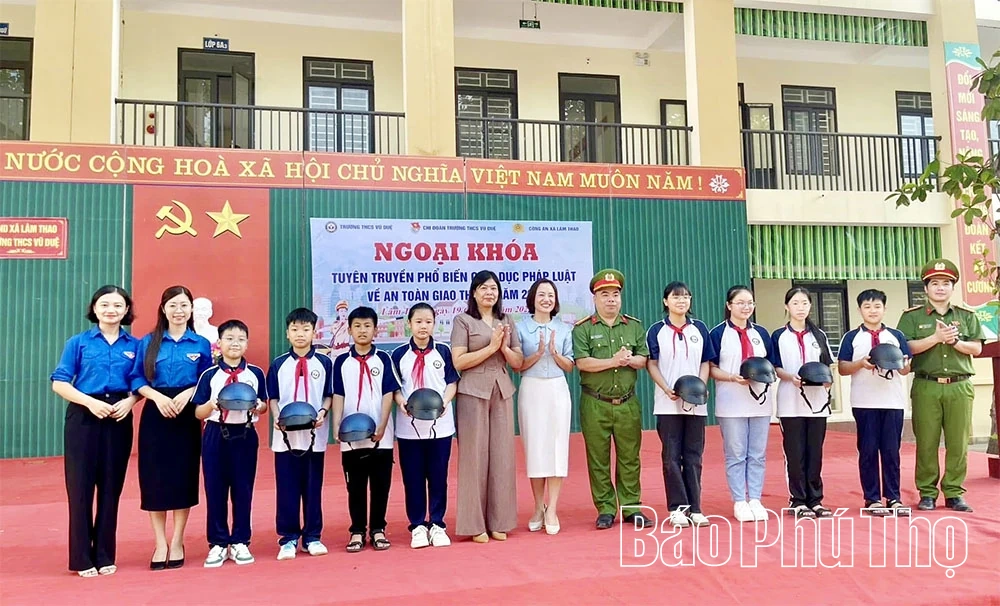 Công an xã Lâm Thao vì Nhân dân phục vụ