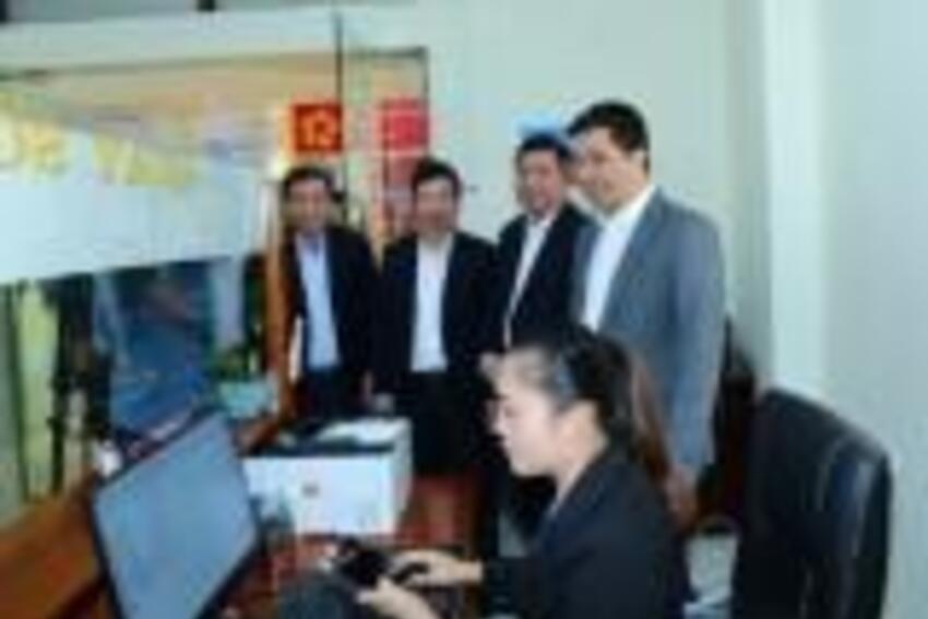 Phó Bí thư Thường trực Tỉnh ủy Nguyễn Hồng Phong thăm, làm việc tại các xã Hà Trung, Tống Sơn