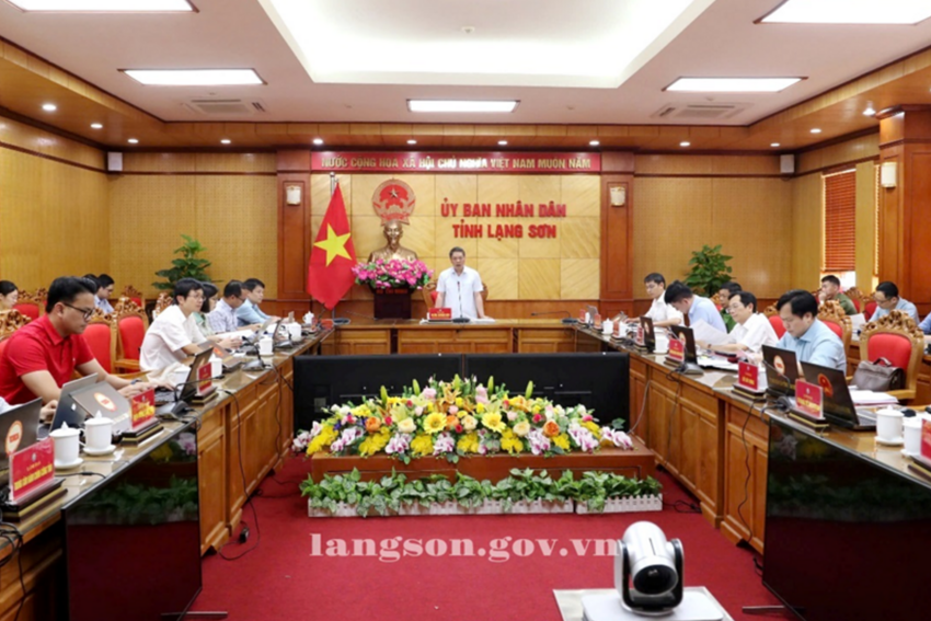Lãnh đạo UBND tỉnh làm việc với Sở Khoa học và Công nghệ và một số sở, ngành về kết quả thực hiện Nghị quyết số 57; công tác chuẩn bị đầu tư, thực hiện, giải ngân nguồn vốn lĩnh vực khoa học công nghệ, đổi mới sáng tạo và chuyển đổi số
