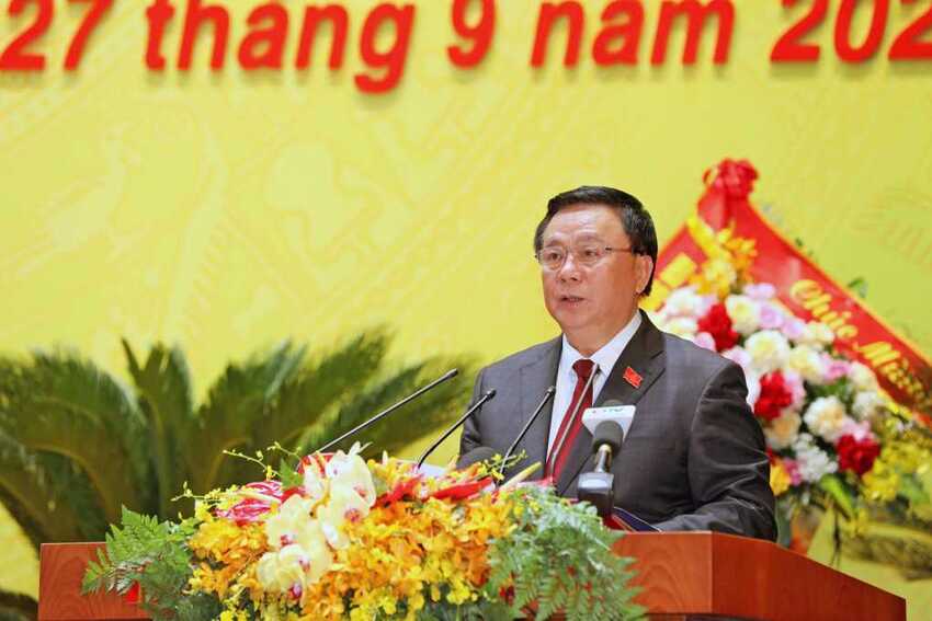 Ủy viên Bộ Chính trị, GS.TS Nguyễn Xuân Thắng: "Xây dựng Quảng Ninh xứng đáng là một trong những trung tâm phát triển năng động và toàn diện phía Bắc và cả nước"