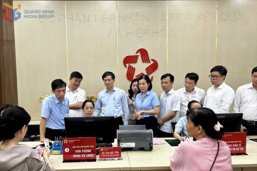 Giữ gìn sự đoàn kết, thống nhất trong Đảng