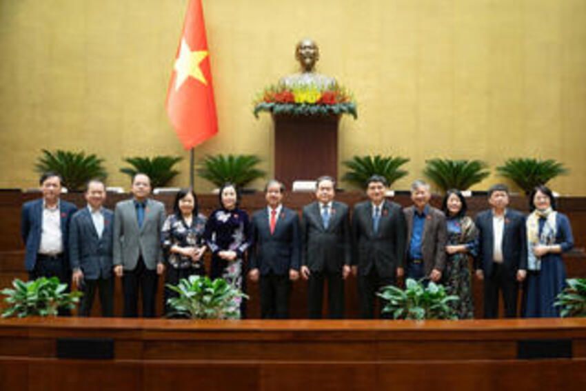 Quốc hội thông qua Nghị quyết về chủ trương đầu tư Chương trình MTQG hiện đại hóa, nâng cao chất lượng giáo dục và đào tạo