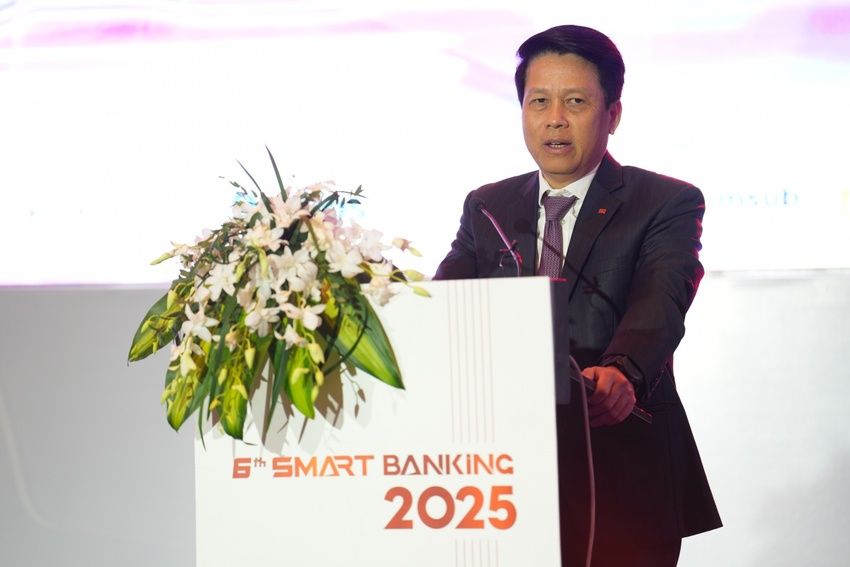 Đột phá chuyển đổi số ngân hàng: Dữ liệu làm nền tảng, khách hàng là trung tâm