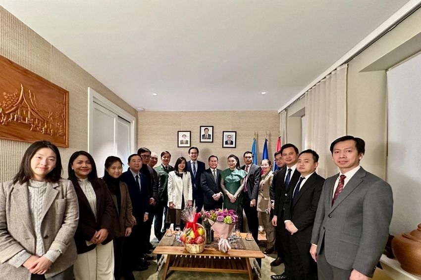 Phái đoàn Thường trực Việt Nam tại Liên hợp quốc chúc mừng 50 năm Quốc khánh Lào