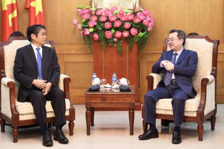 Trưởng Ban Chính sách, chiến lược Trung ương Nguyễn Thanh Nghị tiếp Đại sứ Nhật Bản tại Việt Nam