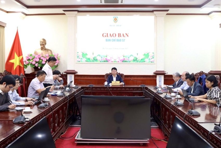 Triển khai đồng bộ nền tảng dữ liệu quốc gia, chú trọng cắt giảm thủ tục hành chính