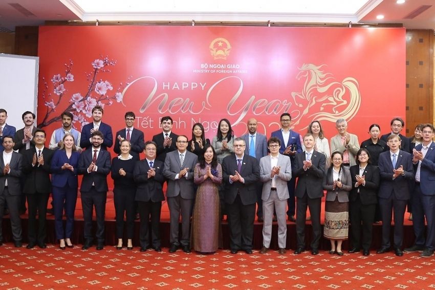 Bộ Ngoại giao gặp mặt báo chí nước ngoài: Lan tỏa hình ảnh Việt Nam năng động, hội nhập và phát triển