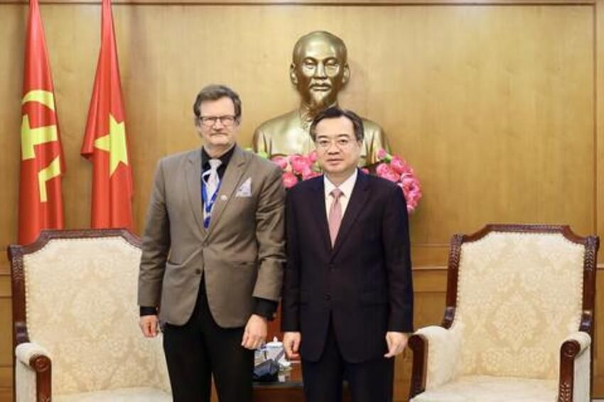 Trưởng Ban Chính sách, chiến lược Trung ương Nguyễn Thanh Nghị tiếp Đại sứ Phần Lan tại Việt Nam