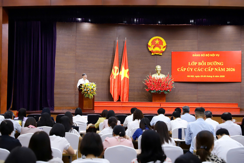 Nâng cao năng lực, kỹ năng, nghiệp vụ cho đội ngũ cấp ủy, cán bộ làm công tác đảng thuộc Đảng bộ Bộ Nội vụ