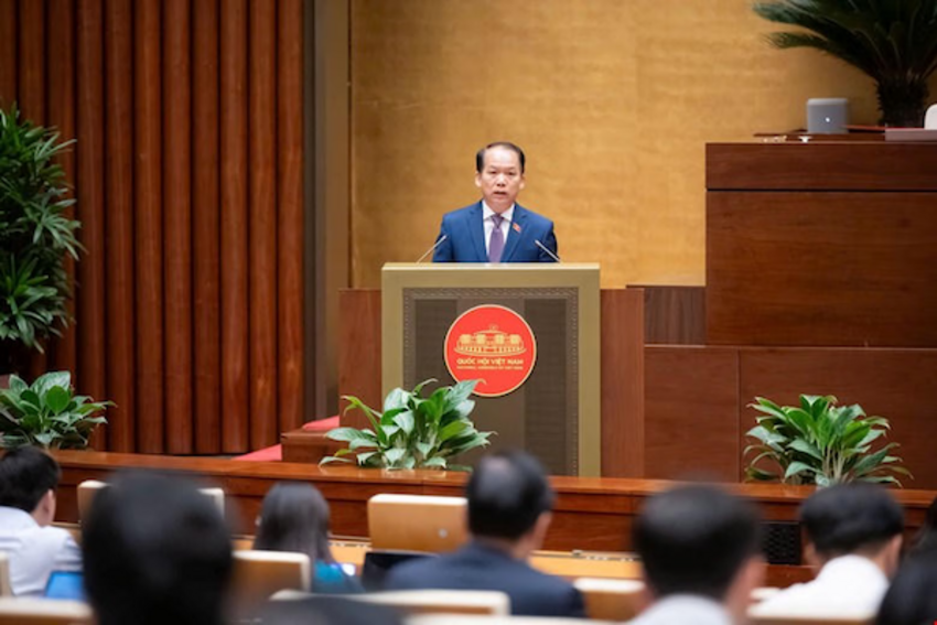 Đề xuất thực hiện thí điểm chế định luật sư công tại 8 bộ và 10 địa phương
