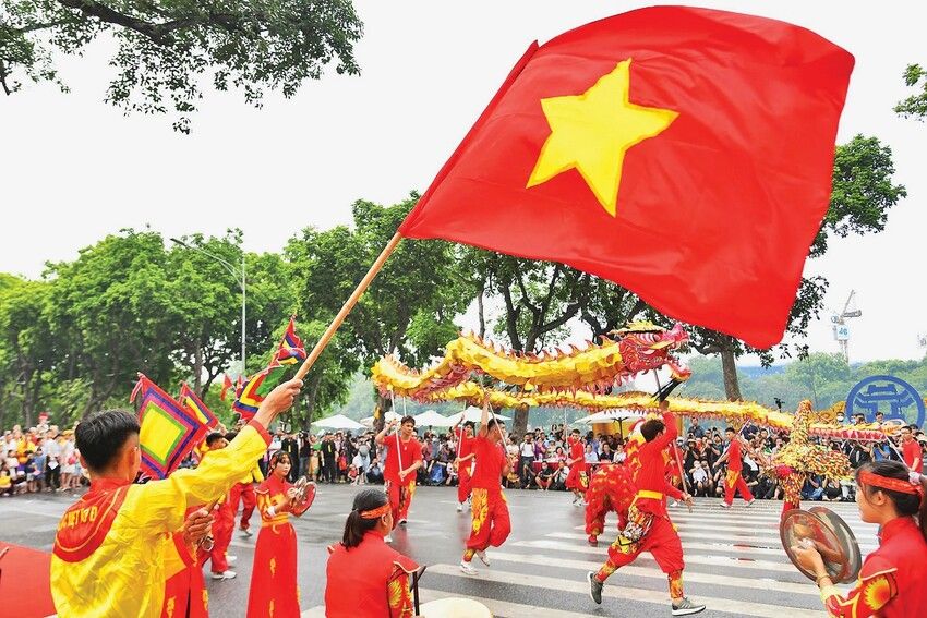 Bài viết của Tổng Bí thư Tô Lâm: "Việt Nam vững bước tiến vào kỷ nguyên mới và những vấn đề đặt ra đối với sự nghiệp bảo vệ Tổ quốc"