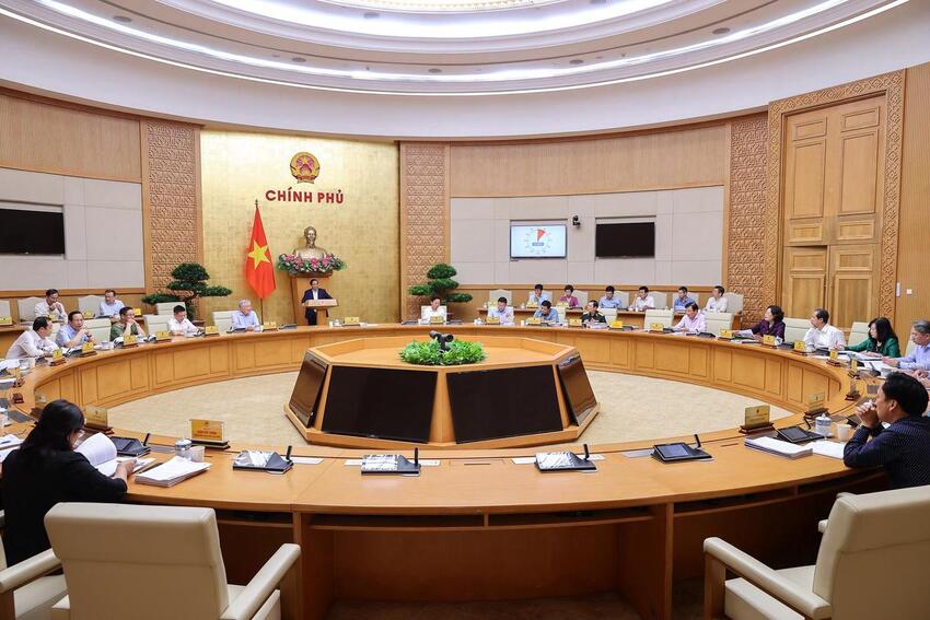 Thủ tướng Chính phủ yêu cầu giữ nghiêm kỷ luật, kỷ cương, nâng cao chất lượng xây dựng pháp luật