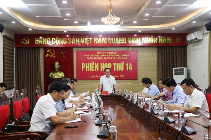 Nghệ An tăng cường kiểm soát quyền lực, siết chặt kỷ luật, kỷ cương để phòng, chống tham nhũng, tiêu cực