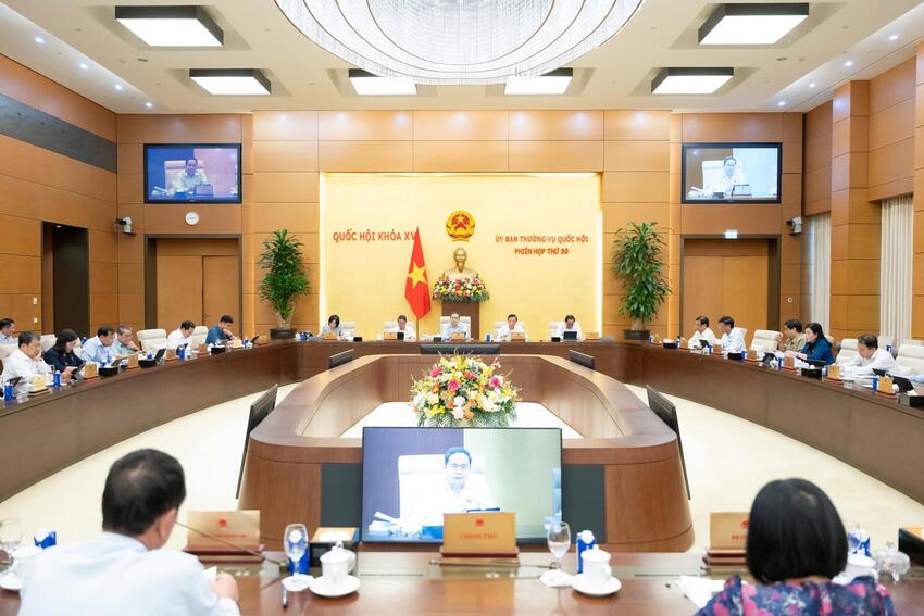 Ủy ban Thường vụ Quốc hội cho ý kiến về dự án Luật sửa đổi, bổ sung một số điều của Luật phòng, chống tham nhũng