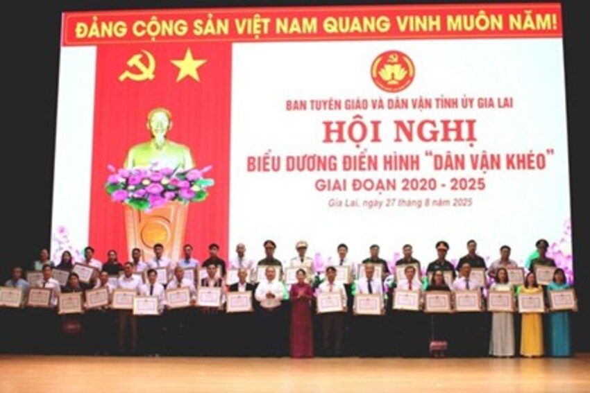Gia Lai: Biểu dương, khen thưởng 35 tập thể và 27 cá nhân điển hình “Dân vận khéo” giai đoạn 2020-2025