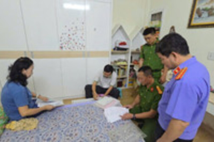 “Lằn ranh” quyền lực - ranh giới không thể bước qua