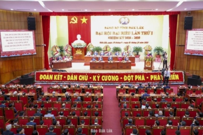 Triển khai sử dụng Tài liệu Hỏi - đáp các văn kiện Đại hội đại biểu Đảng bộ tỉnh lần thứ I, nhiệm kỳ 2025-2030