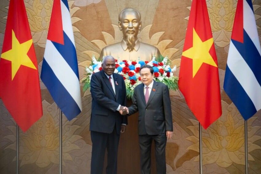 Chủ tịch Quốc hội Trần Thanh Mẫn chủ trì lễ đón và hội đàm với Chủ tịch Quốc hội Cuba