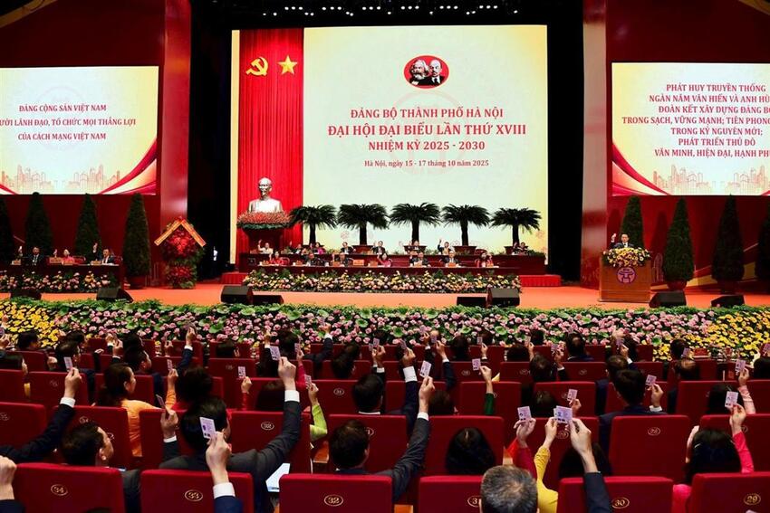 Kết luận của Bộ Chính trị, Ban Bí thư về kết quả công tác tổ chức đại hội đảng bộ các cấp tiến tới Đại hội đại biểu toàn quốc lần thứ XIV của Đảng