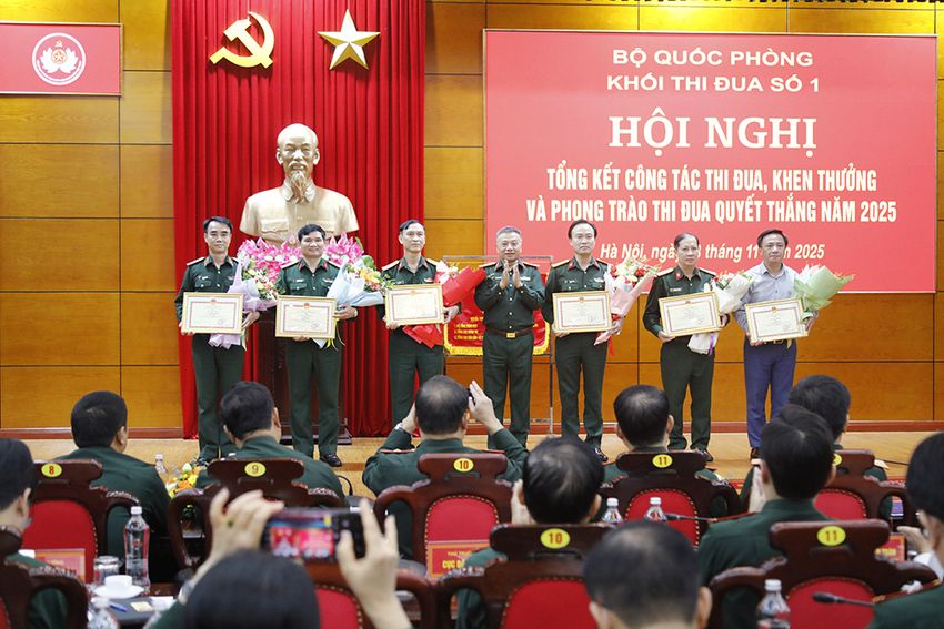 Khối thi đua số 1 Bộ Quốc phòng tổng kết công tác thi đua, khen thưởng và Phong trào Thi đua Quyết thắng năm 2025