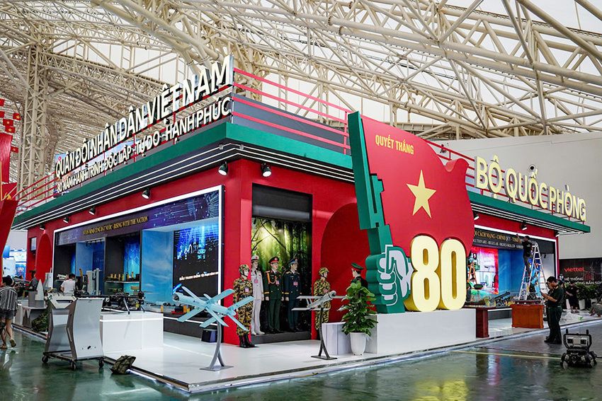 Những câu chuyện sống động về sức sáng tạo, bản lĩnh “Bộ đội Cụ Hồ” và trí tuệ của con người Việt Nam