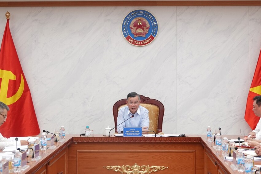 Bộ Tài chính tập trung triển khai các giải pháp thúc đẩy tăng trưởng hai con số