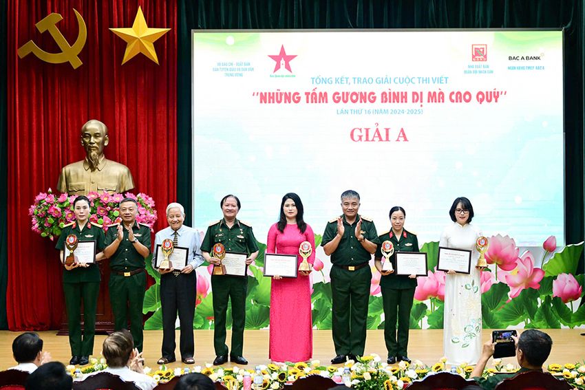 Tổng kết, trao giải Cuộc thi viết “Những tấm gương bình dị mà cao quý” lần thứ 16