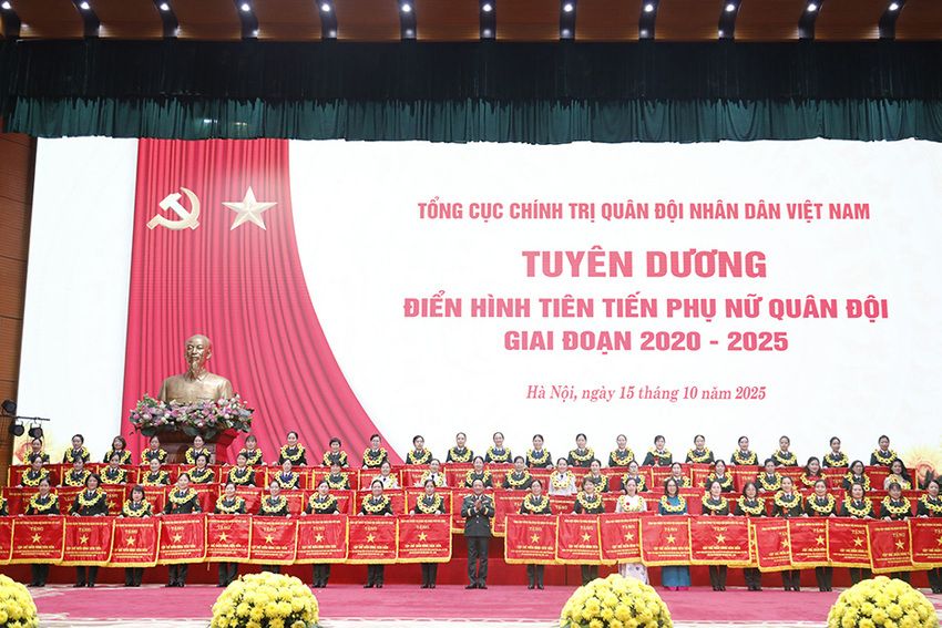 Tuyên dương điển hình tiên tiến phụ nữ Quân đội giai đoạn 2020 - 2025