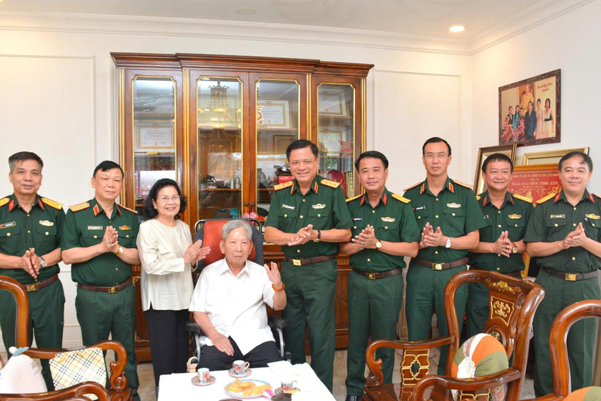 Thượng tướng Nguyễn Trường Thắng tri ân các đồng chí nguyên lãnh đạo Bộ Quốc phòng