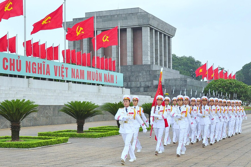 Từ những bước chân tiêu binh đến bản lĩnh người chiến sĩ “Bộ đội Cụ Hồ”