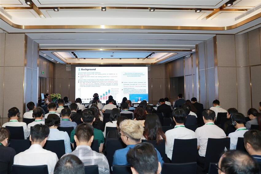 Hội thảo chuyên đề “Chuyển đổi năng lượng xanh trong giao thông vận tải”