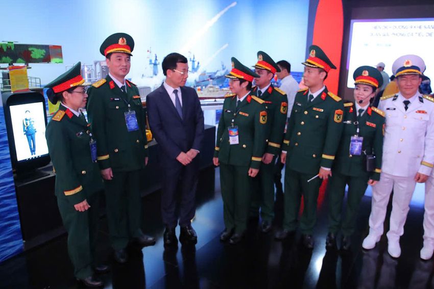 Nền tảng công nghệ AI quân sự, hướng tới các trợ lý ảo thông minh tại Triển lãm Thành tựu đất nước