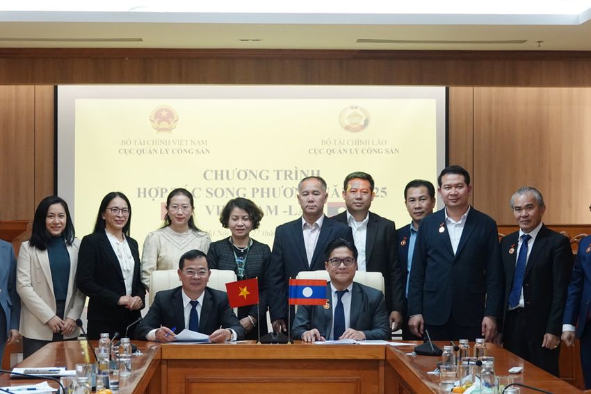 Việt Nam - Lào tăng cường hợp tác trong lĩnh vực quản lý tài sản công