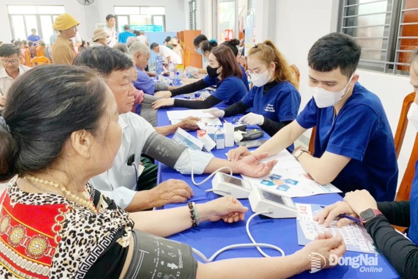 Góp sức trẻ vì cuộc sống cộng đồng