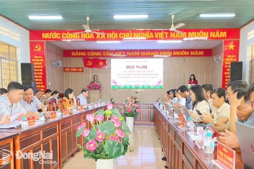 Xã Tân Lợi gửi trọn niềm tin trong từng góp ý tới Đại hội toàn quốc lần thứ XIV của Đảng
