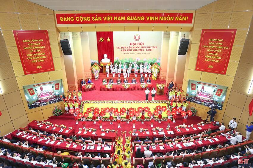 Đại hội Thi đua yêu nước tỉnh Hà Tĩnh lần thứ VIII thành công tốt đẹp