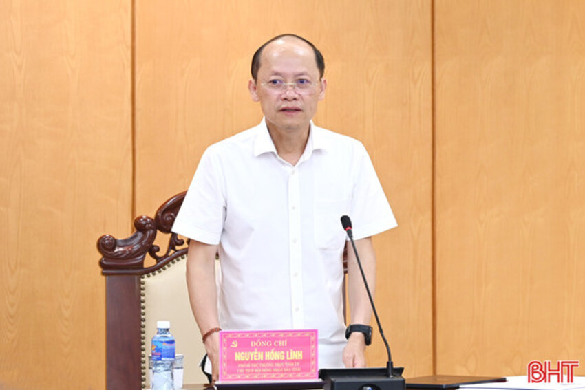 Triển khai bài bản, chặt chẽ việc sắp xếp, tổ chức lại thôn, tổ dân phố ở Hà Tĩnh