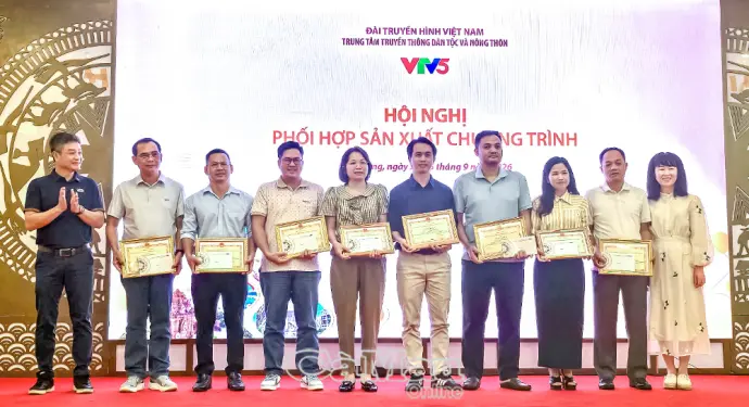Báo và phát thanh, truyền hình Cà Mau thực hiện tốt công tác phối hợp tuyên truyền với VTV5