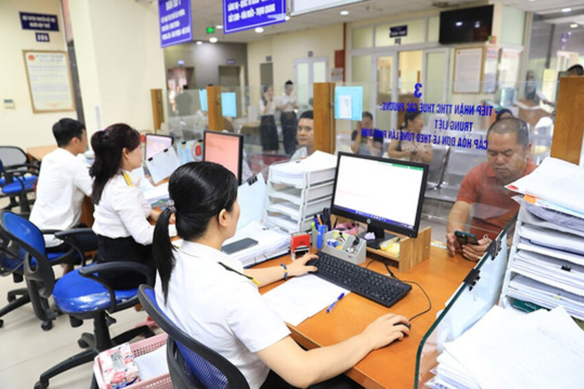 Hà Nội phân công triển khai thực hiện Nghị quyết số 216/NQ-CP của Chính phủ