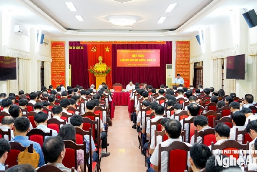 Hội nghị Ban Chấp hành Đảng bộ tỉnh lần thứ 6 mở rộng