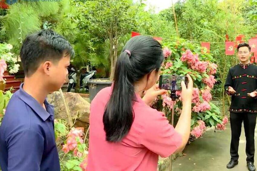 Khi cán bộ cơ sở bước vào kỷ nguyên số