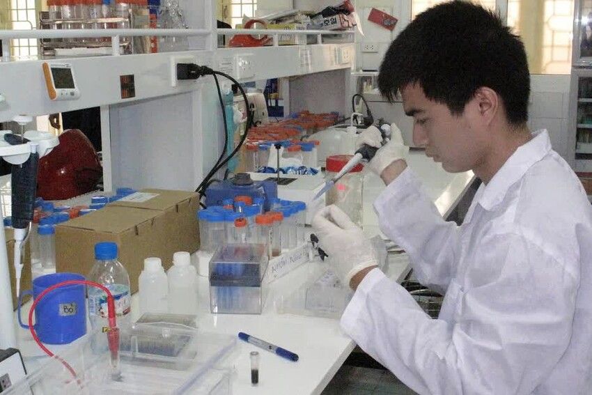 Quy định khung và trình tự, thủ tục xây dựng, thẩm định, ban hành, quản lý và tổ chức thực hiện chương trình KH,CN&ĐMST