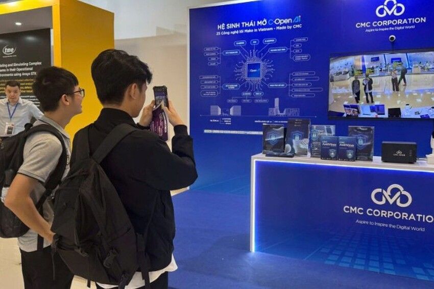 Con đường phát triển thịnh vượng bắt đầu từ đổi mới sáng tạo và chuyển đổi số