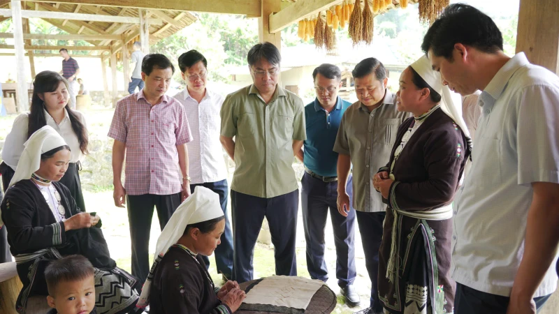 Bí thư Tỉnh ủy, Chủ tịch HĐND tỉnh Phan Thăng An: Xây dựng Làng du lịch cộng đồng Hoài Khao theo tư duy "bảo tàng sống"